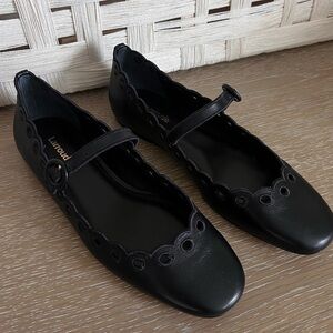 NWOB Larroude Blair Broderie Black Scalloped Mary Jane Ballet Flats